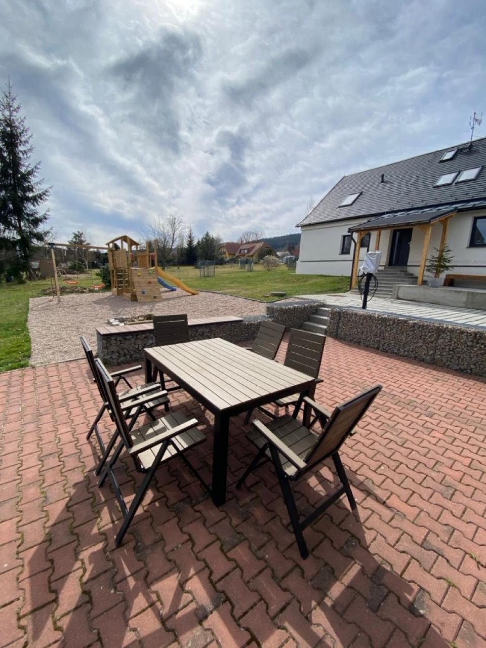 Sanky Apartmany Reichenberg Exterior foto
